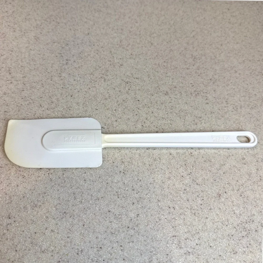 Vintage Pyrex Accessories Rubber Spatula Bowl Scraper All Purpose White 10